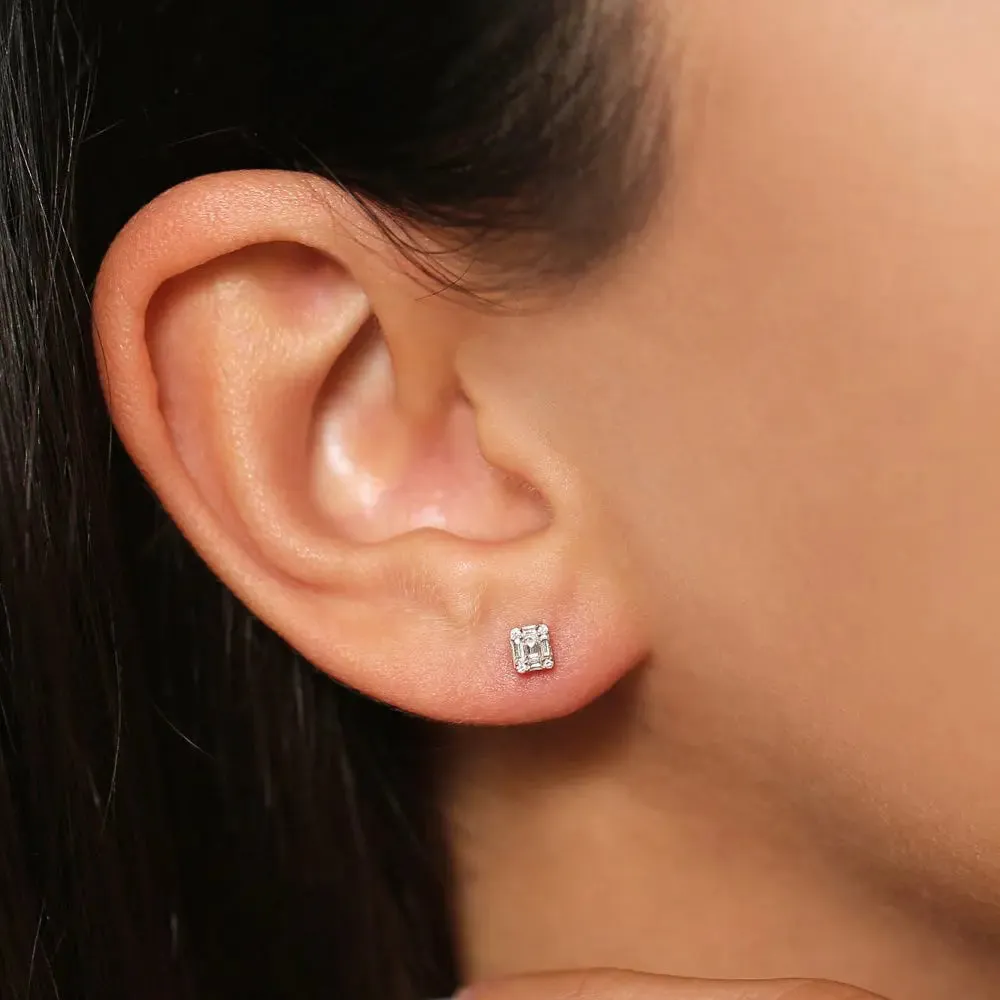 0.20CTW Baguette and Round Diamond Earrings