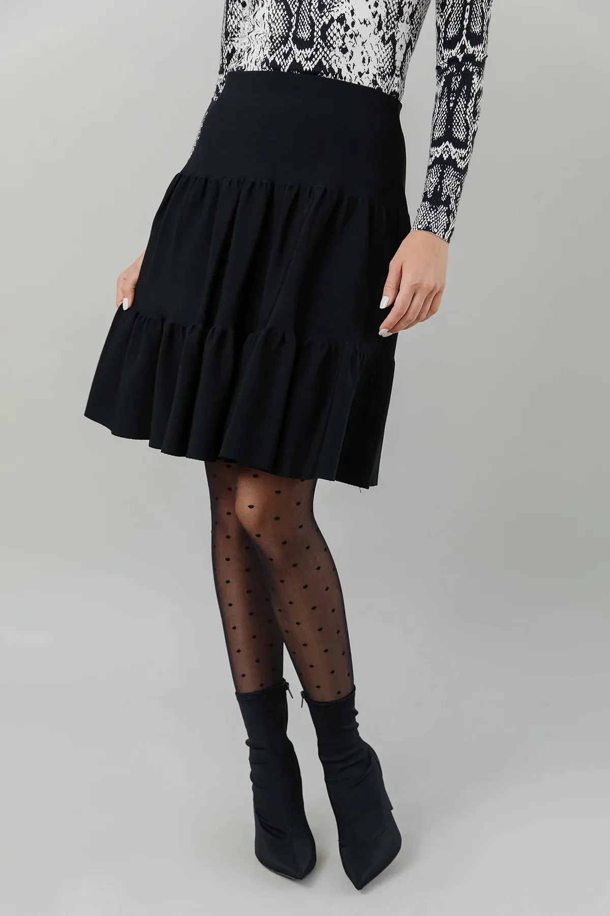 Apparalel Tiered Knit Skirt