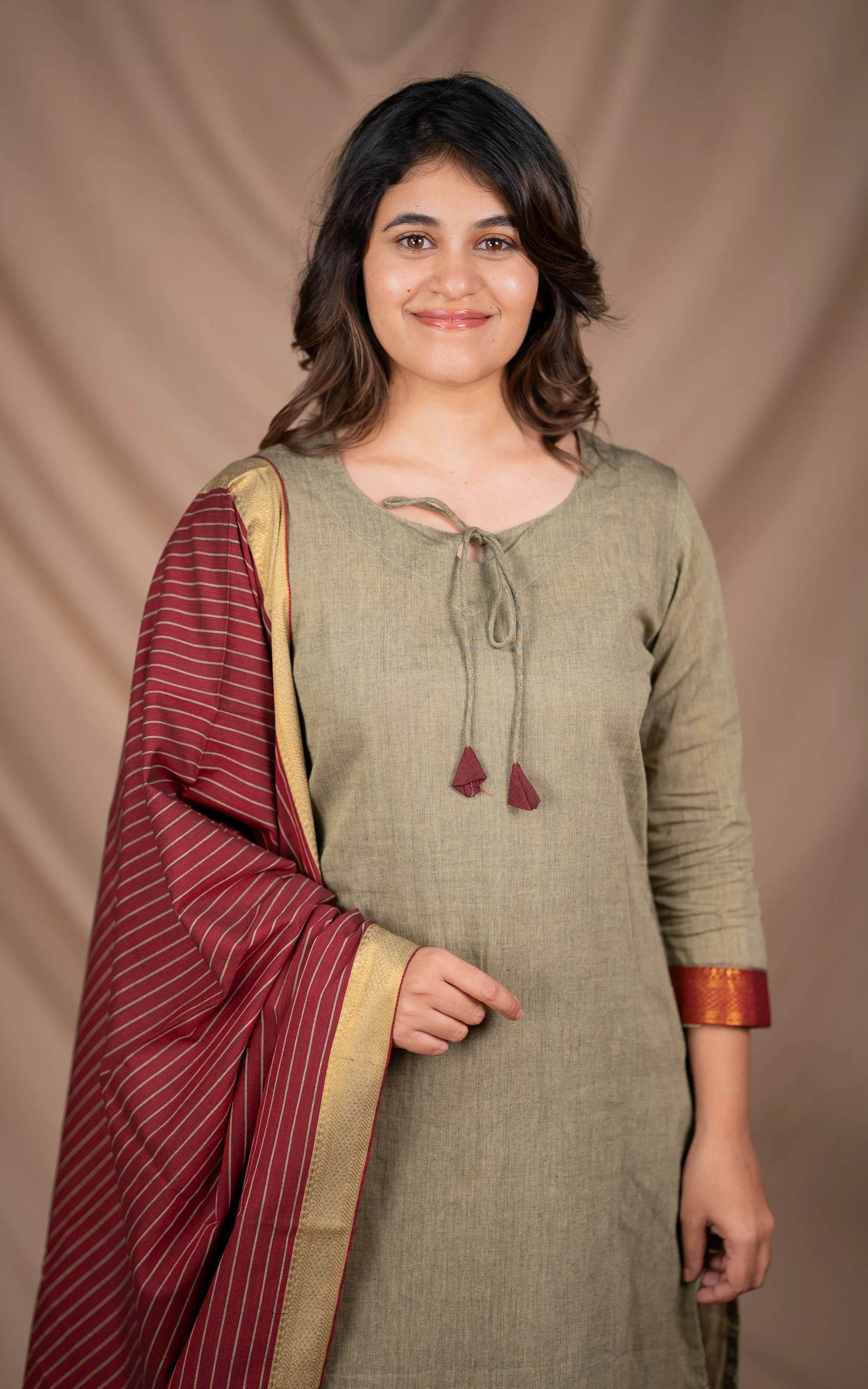 Ashwini C (Kurti Pant Dupatta)