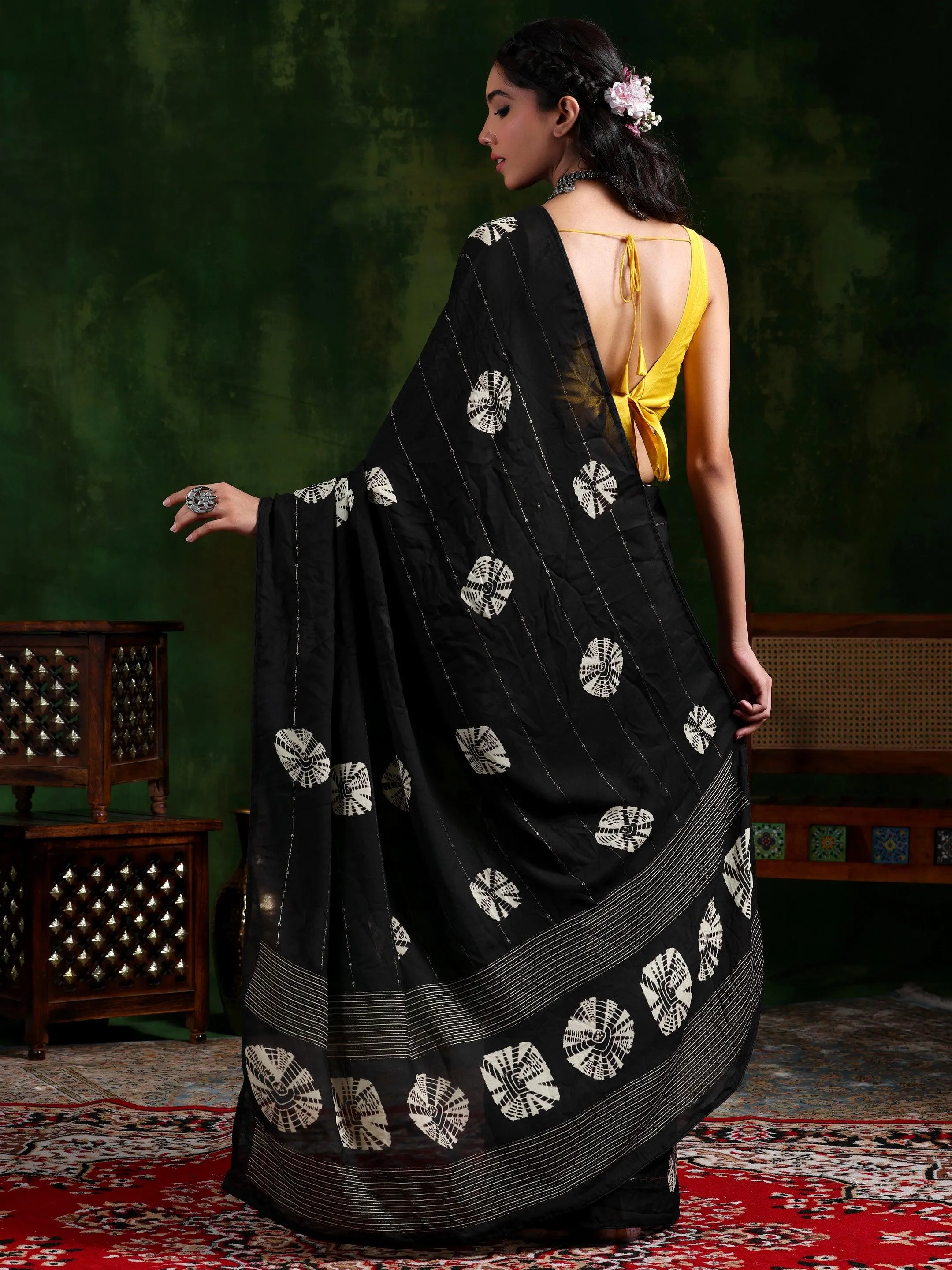 Black Printed Poly Chiffon Saree With Unstitched Blouse Piece