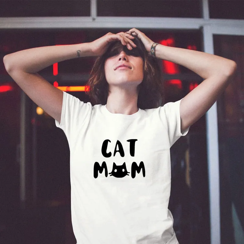 Cat Mom Women's T-shirt