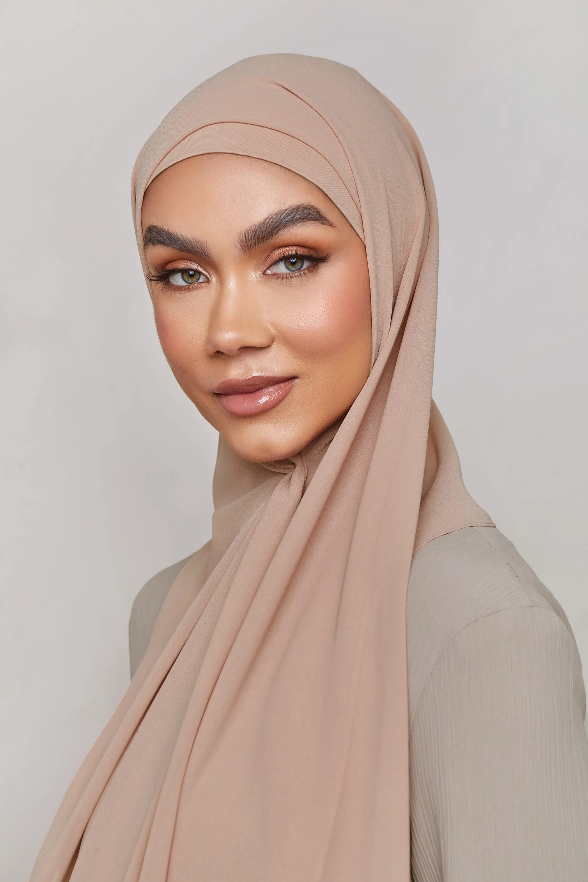 Chiffon LITE Hijab - Mahogany Rose