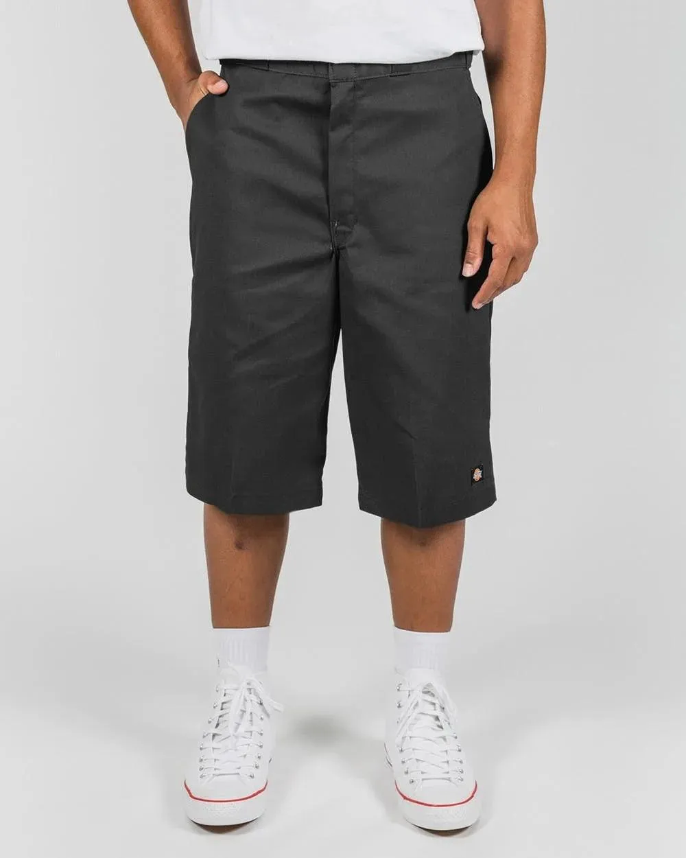 Dickies - 13" Loose Fit Multi Pocket Short