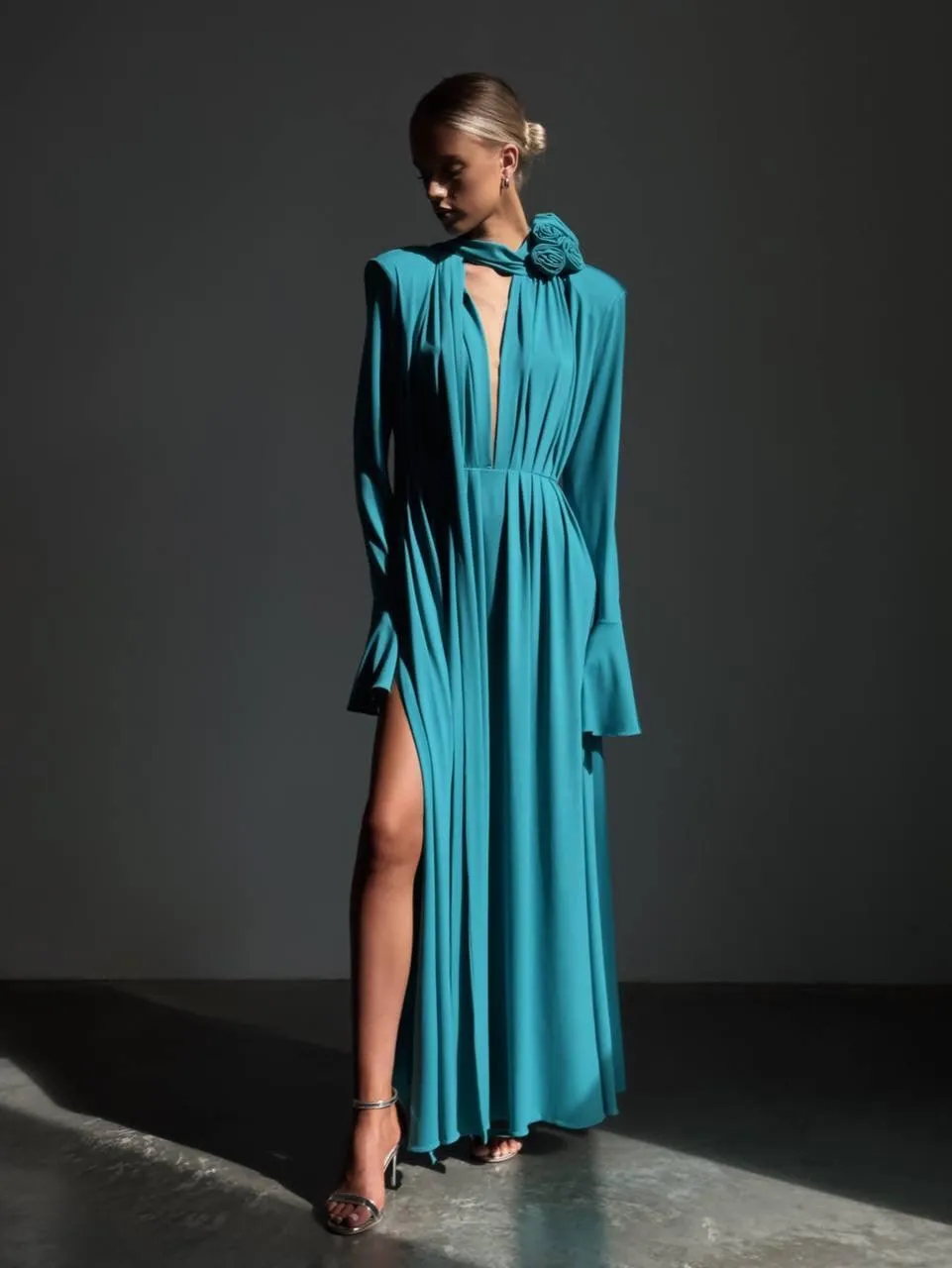 Elegant Turquoise Maxi Dress