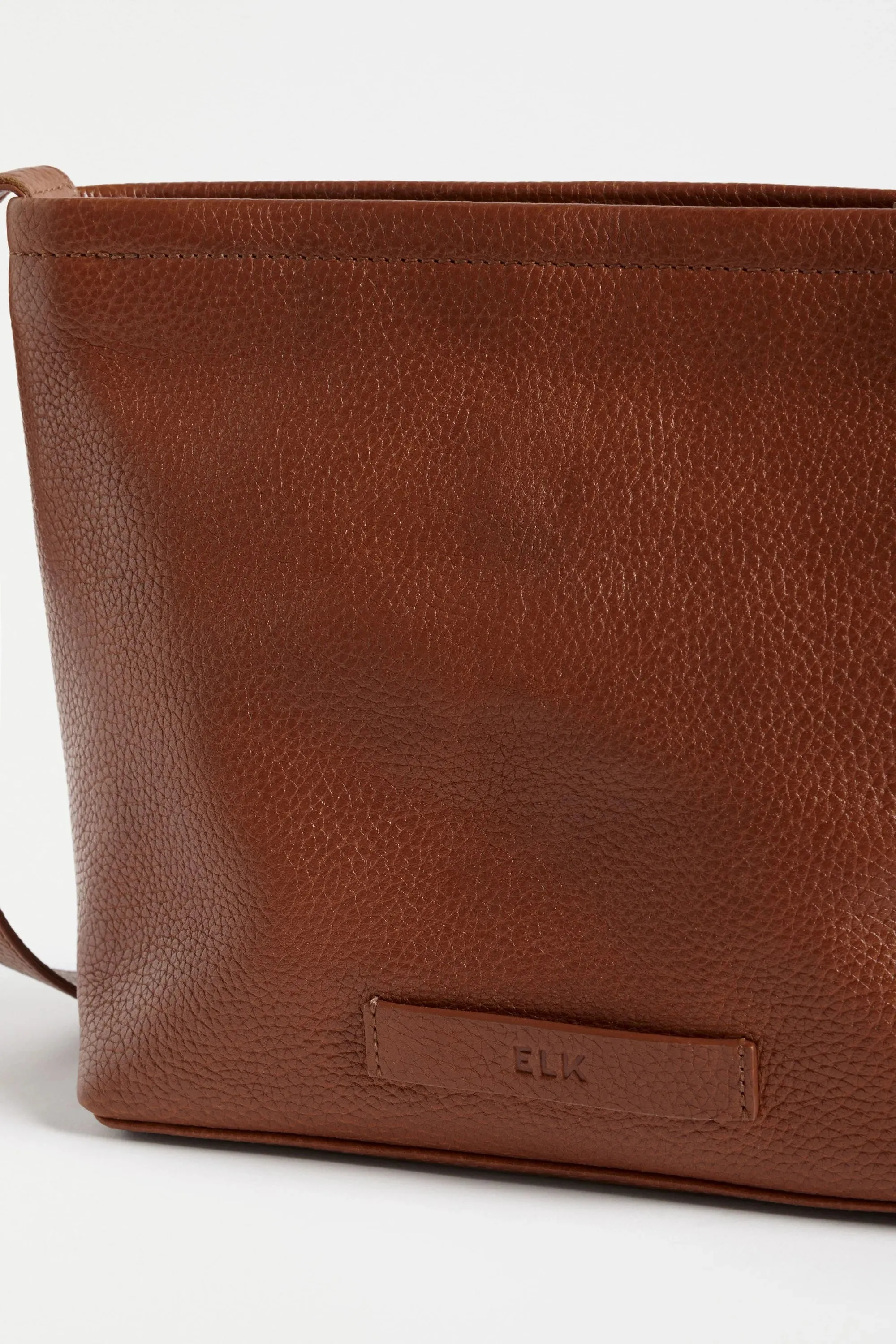 Elk Lomi Crossbody