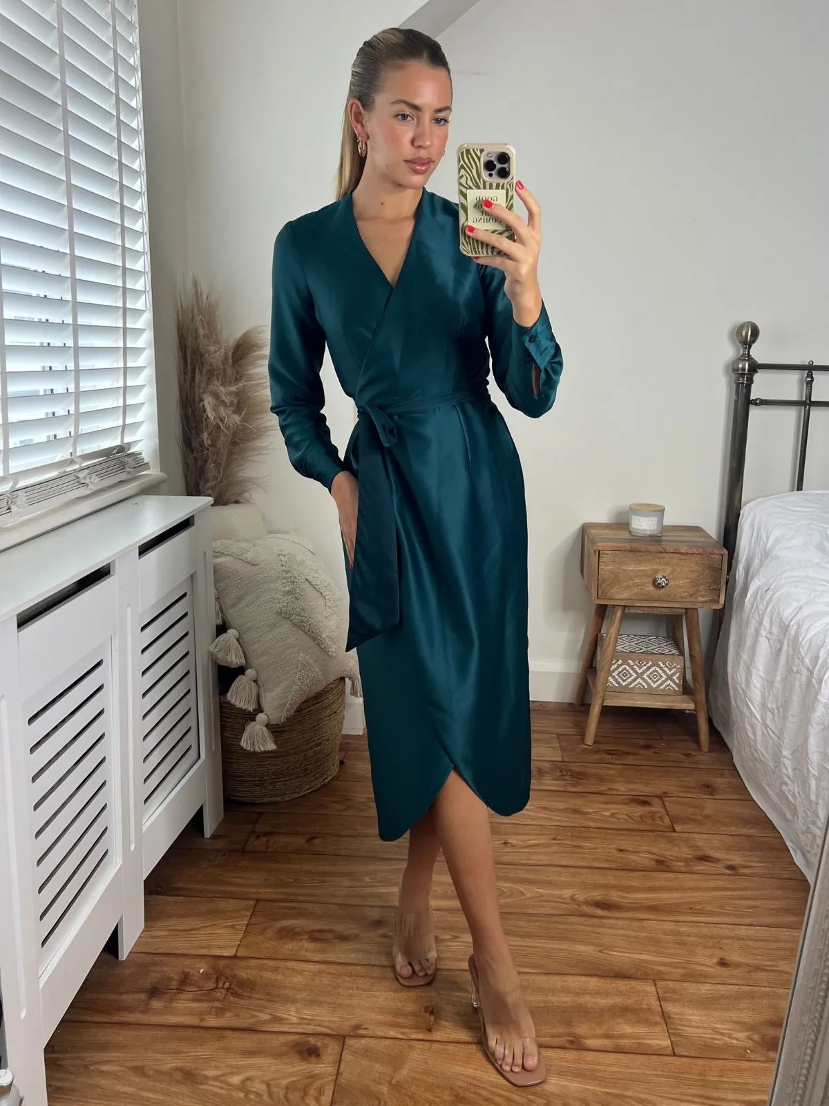 Fergie Reversible 2 in 1 Wrap Midi Dress / Green Ombre