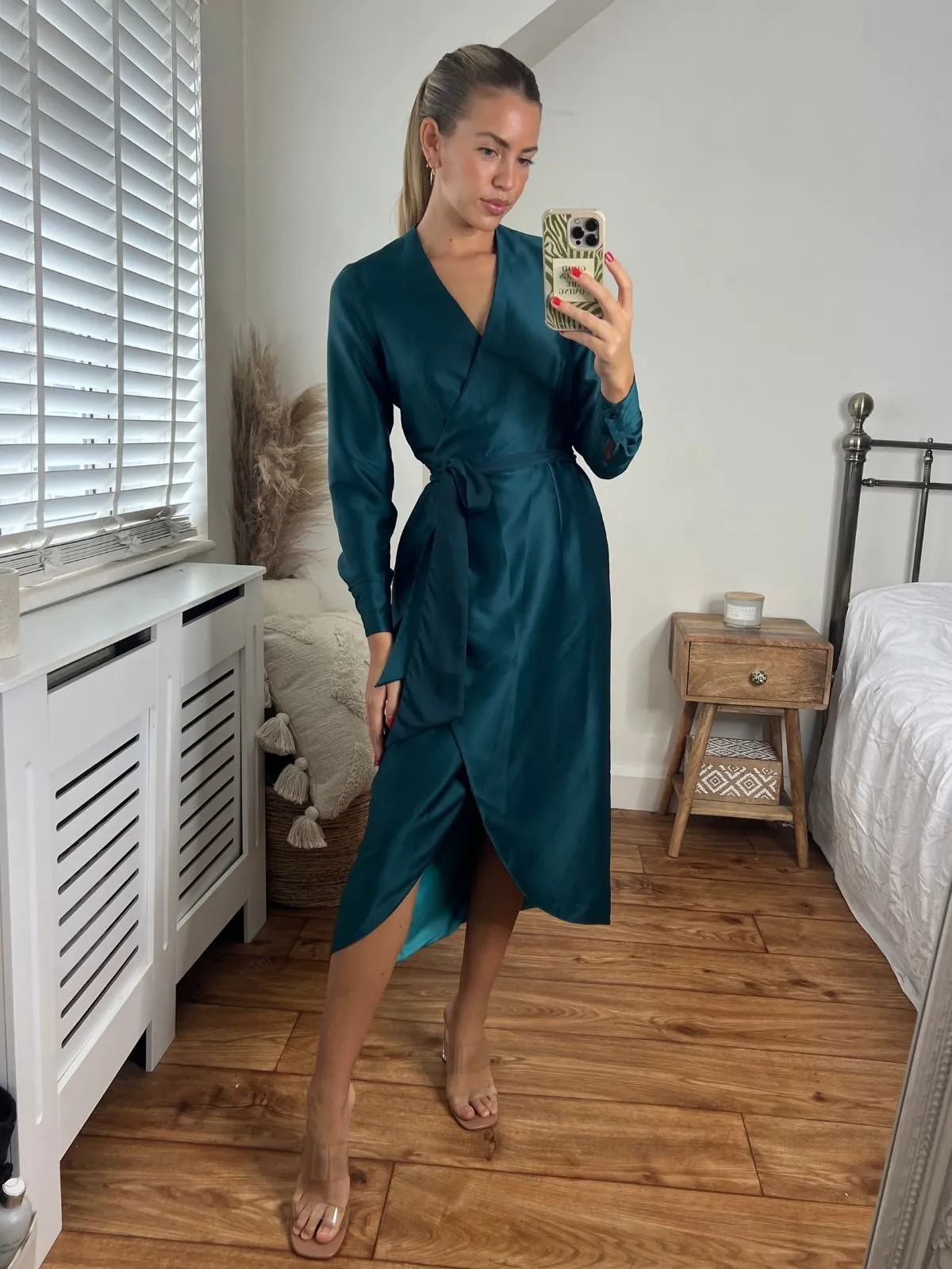 Fergie Reversible 2 in 1 Wrap Midi Dress / Green Ombre