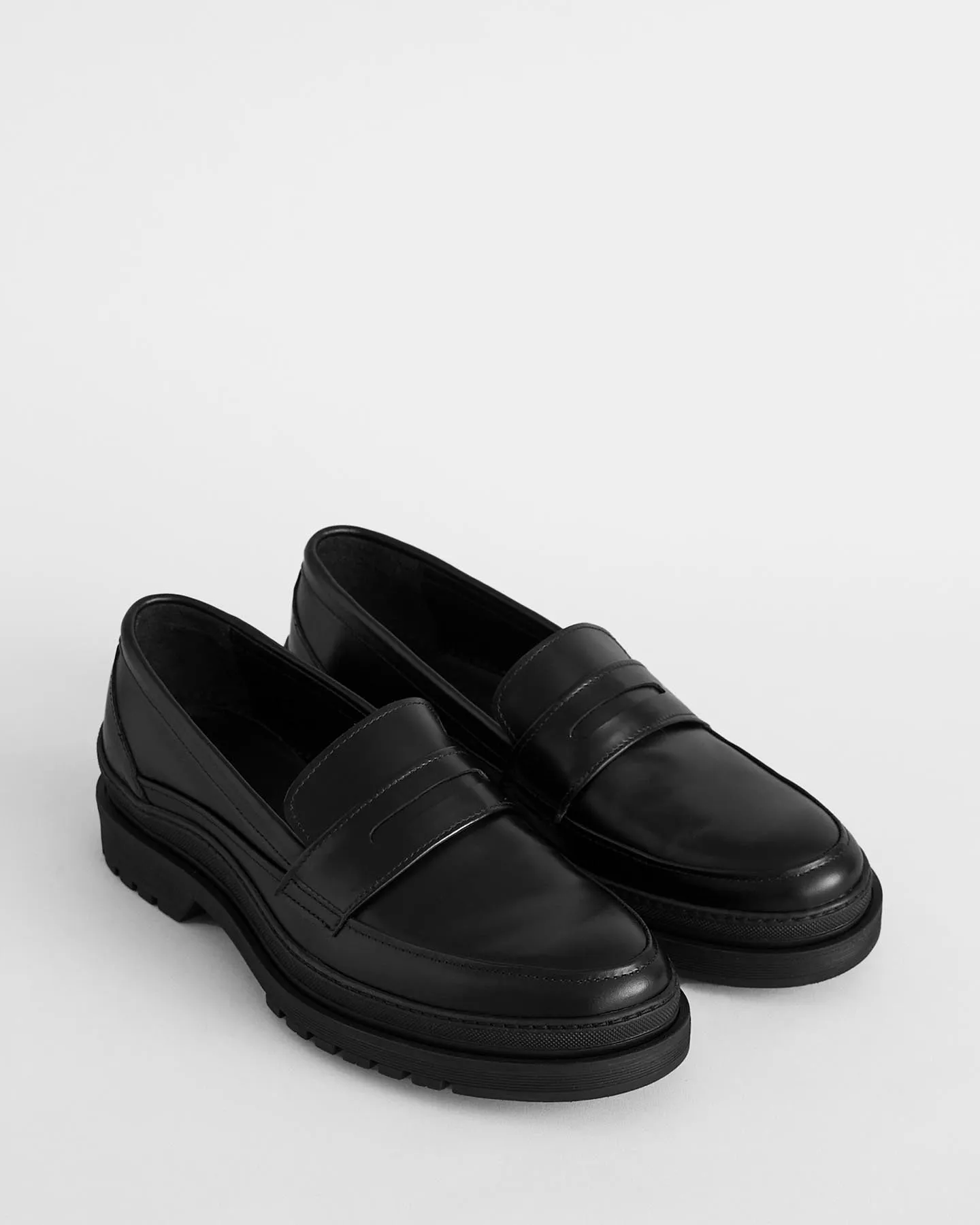 Graves Lugged Loafer